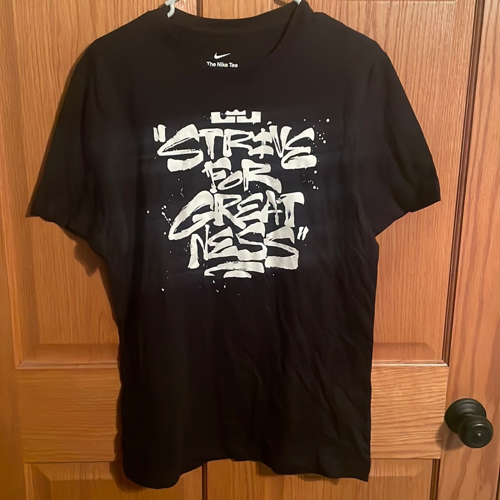 Nike T-shirt
